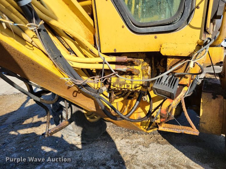 image for item DO3538 1985 Caterpillar 12G  motor grader