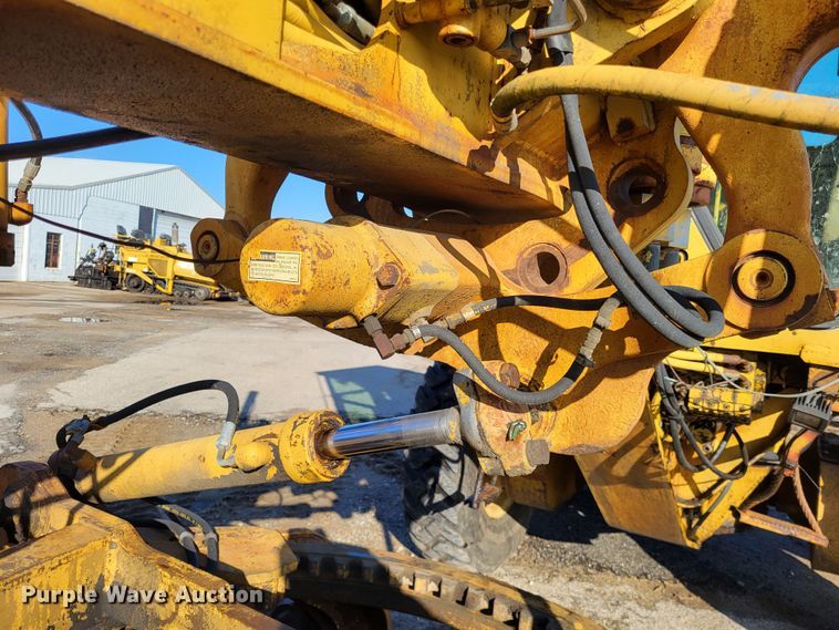 image for item DO3538 1985 Caterpillar 12G  motor grader