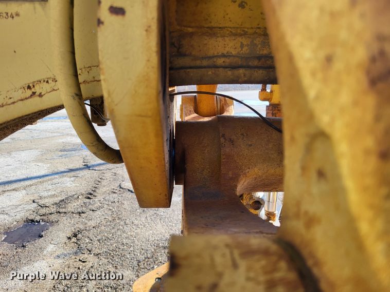 image for item DO3538 1985 Caterpillar 12G  motor grader