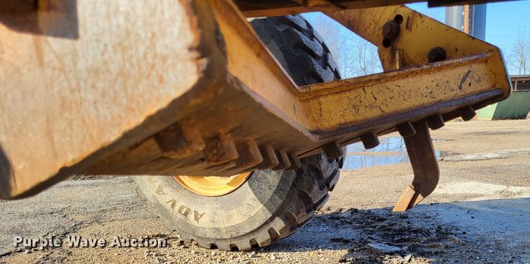 image for item DO3538 1985 Caterpillar 12G  motor grader