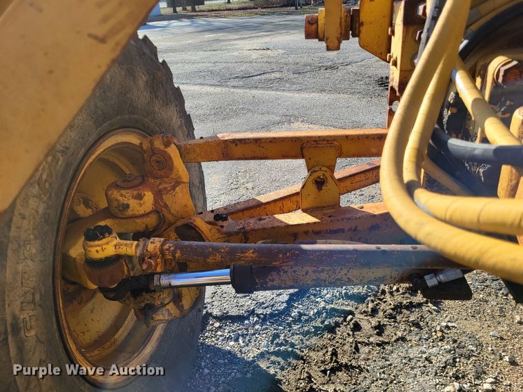 image for item DO3538 1985 Caterpillar 12G  motor grader