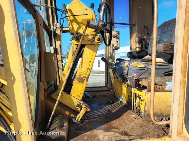 image for item DO3538 1985 Caterpillar 12G  motor grader