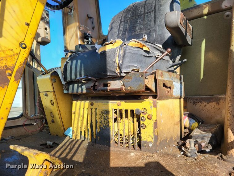 image for item DO3538 1985 Caterpillar 12G  motor grader