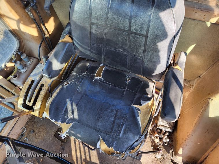 image for item DO3538 1985 Caterpillar 12G  motor grader