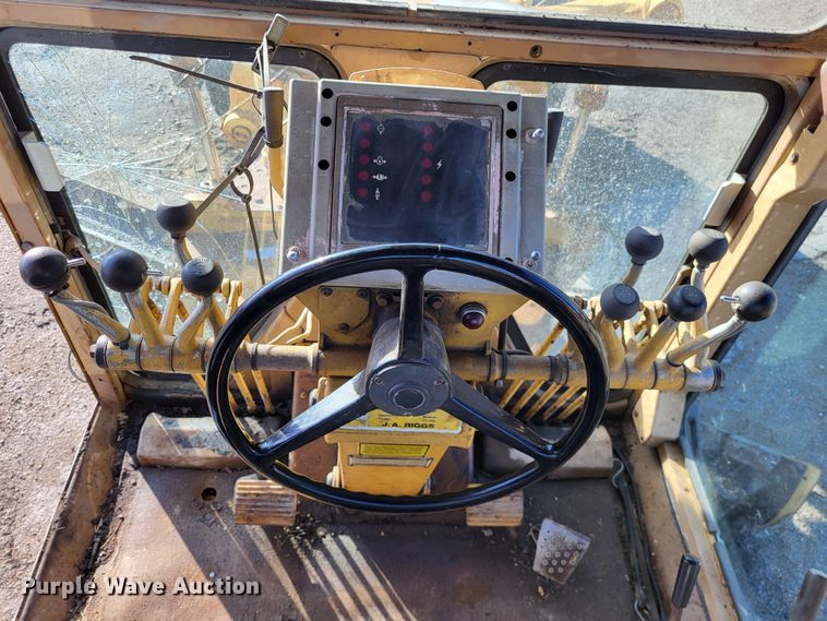 image for item DO3538 1985 Caterpillar 12G  motor grader