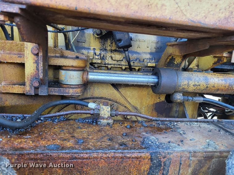 image for item DO3538 1985 Caterpillar 12G  motor grader