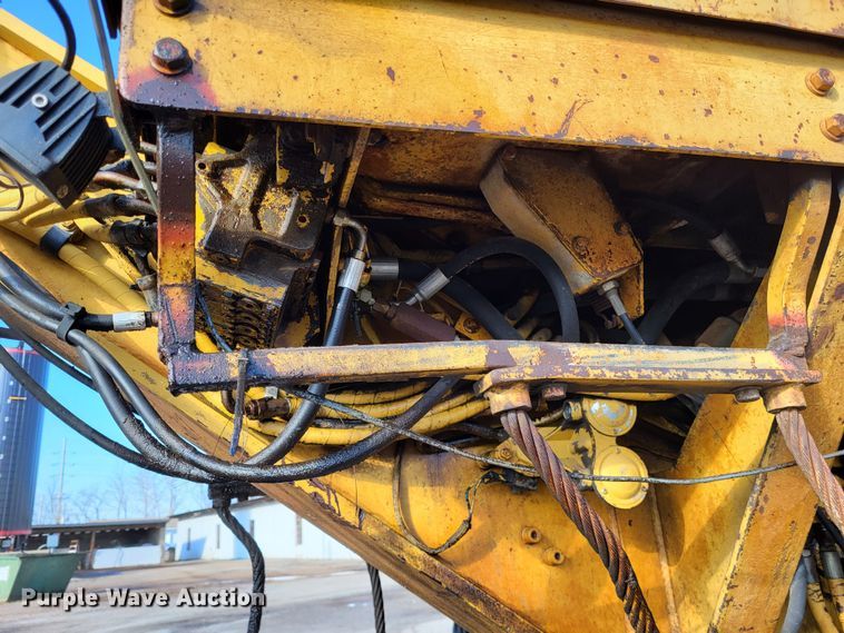 image for item DO3538 1985 Caterpillar 12G  motor grader