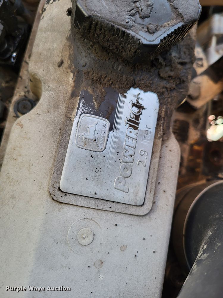 image for item DO3539 2000 John Deere 240  skid steer loader