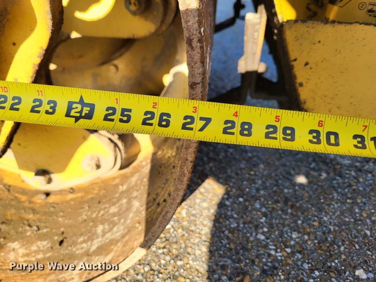 image for item DO3540 1995 Caterpillar CB224C  double drum vibratory roller