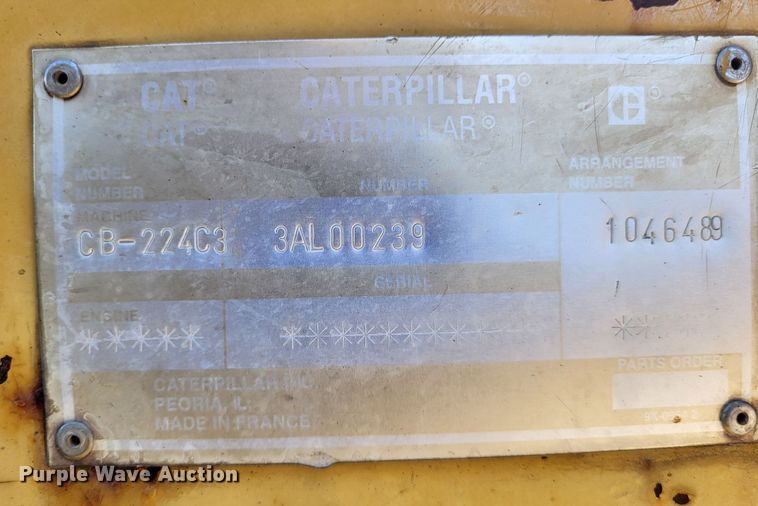 image for item DO3540 1995 Caterpillar CB224C  double drum vibratory roller