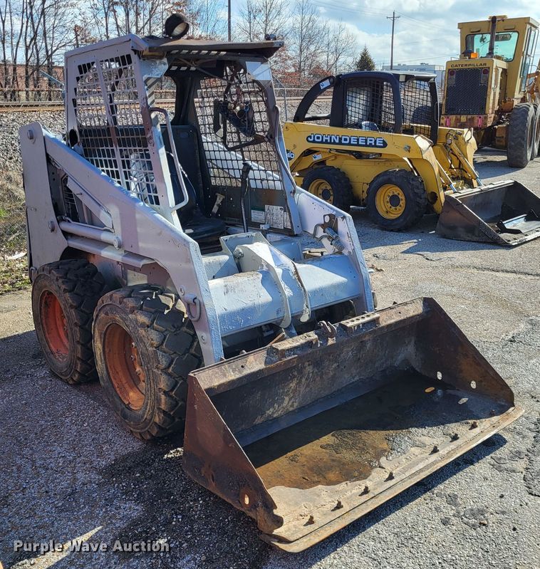image for item DO3541 Bobcat  skid steer loader