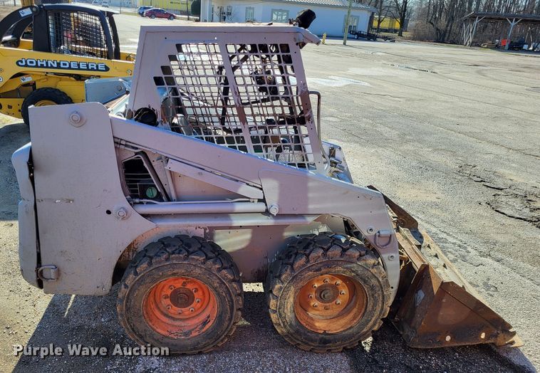 image for item DO3541 Bobcat  skid steer loader