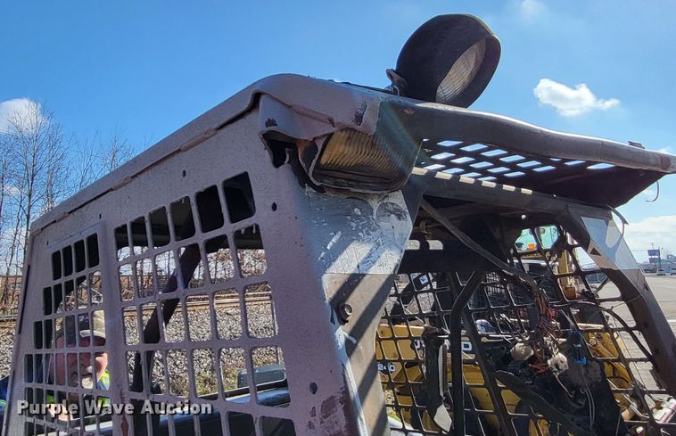 image for item DO3541 Bobcat  skid steer loader