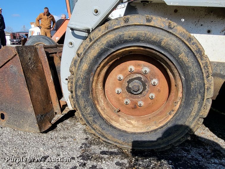 image for item DO3541 Bobcat  skid steer loader