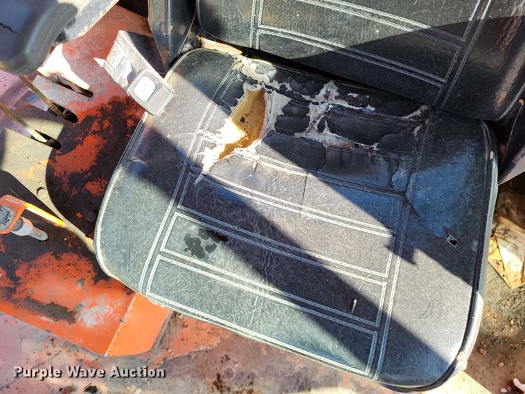 image for item DO3542 1999 Broce RJ350  broom