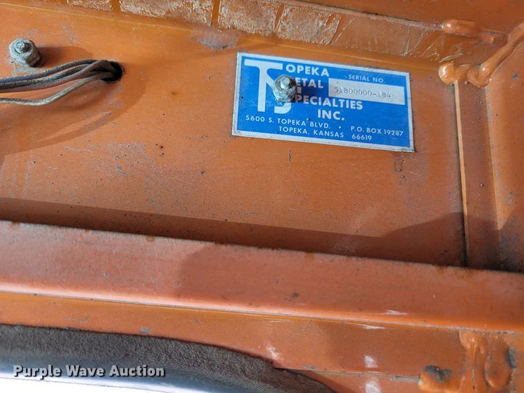 image for item DO3542 1999 Broce RJ350  broom