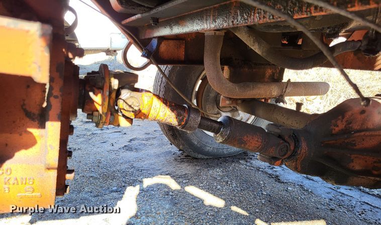 image for item DO3542 1999 Broce RJ350  broom