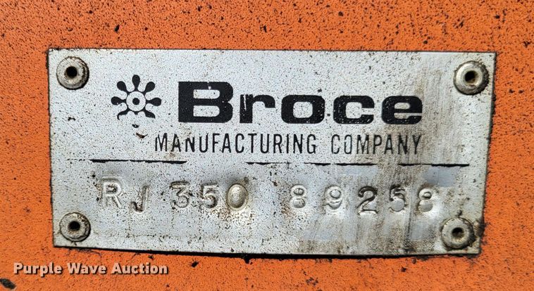 image for item DO3542 1999 Broce RJ350  broom