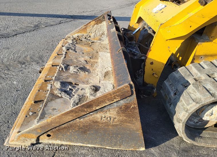 image for item DO3548 2017 Caterpillar 299D2 XHP  tracked skid steer loader