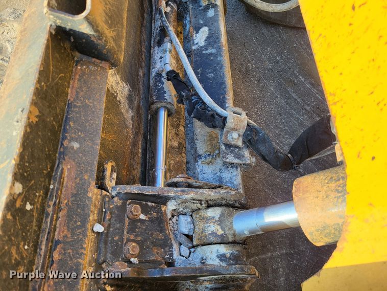 image for item DO3548 2017 Caterpillar 299D2 XHP  tracked skid steer loader