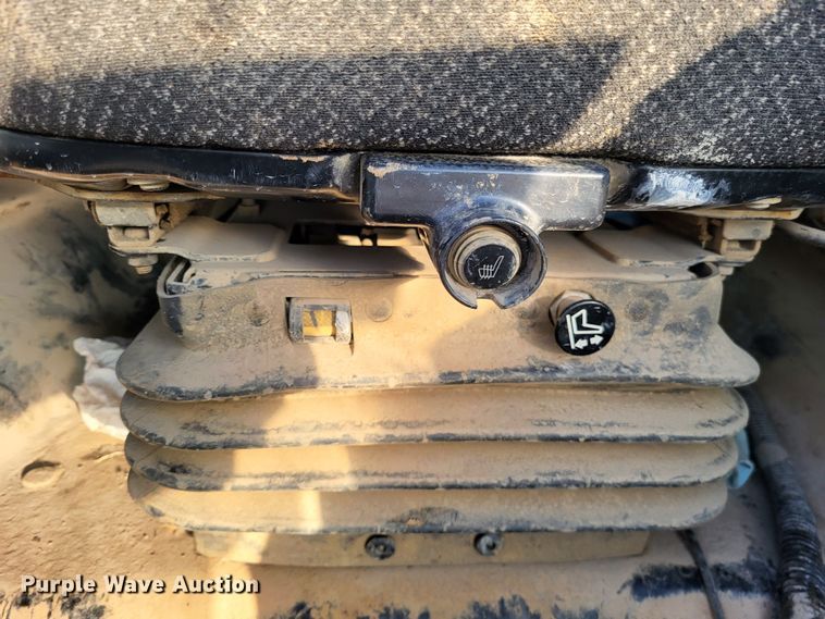 image for item DO3548 2017 Caterpillar 299D2 XHP  tracked skid steer loader