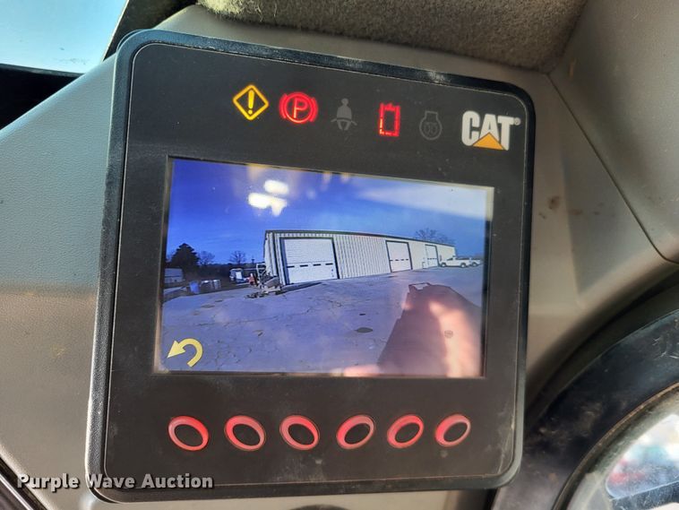 image for item DO3548 2017 Caterpillar 299D2 XHP  tracked skid steer loader