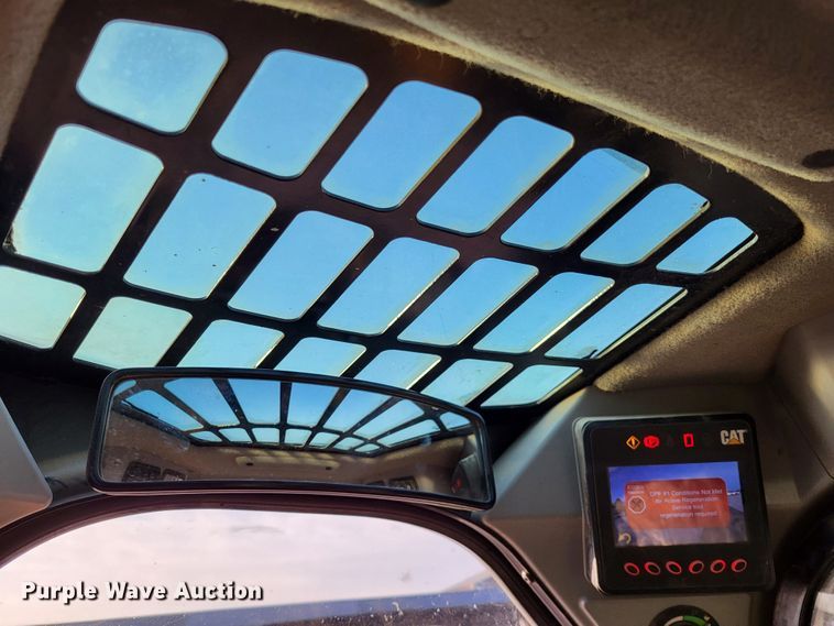 image for item DO3548 2017 Caterpillar 299D2 XHP  tracked skid steer loader