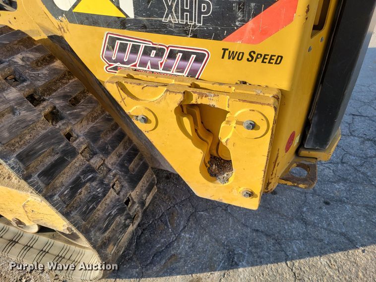 image for item DO3548 2017 Caterpillar 299D2 XHP  tracked skid steer loader
