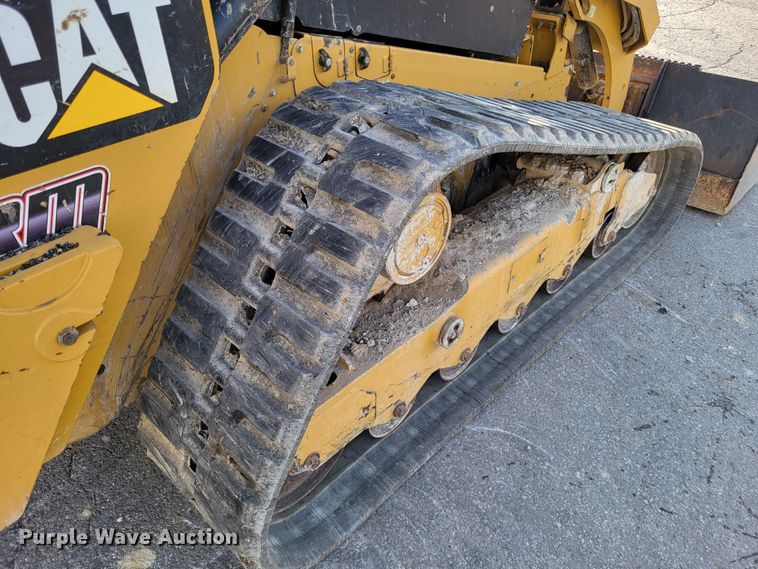 image for item DO3548 2017 Caterpillar 299D2 XHP  tracked skid steer loader