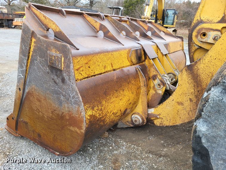 image for item DO3551 1996 Caterpillar 980G  wheel loader