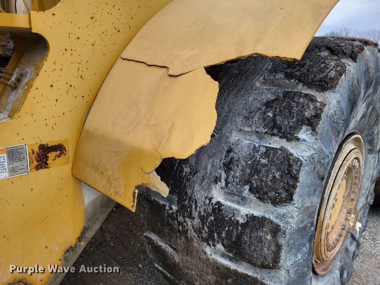 image for item DO3551 1996 Caterpillar 980G  wheel loader