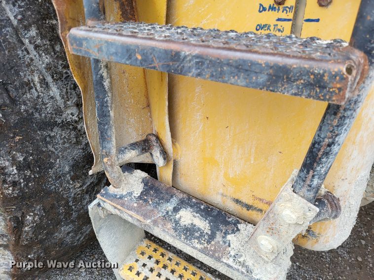 image for item DO3551 1996 Caterpillar 980G  wheel loader