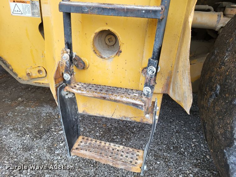 image for item DO3551 1996 Caterpillar 980G  wheel loader