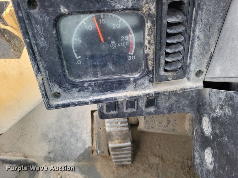 image for item DO3551 1996 Caterpillar 980G  wheel loader