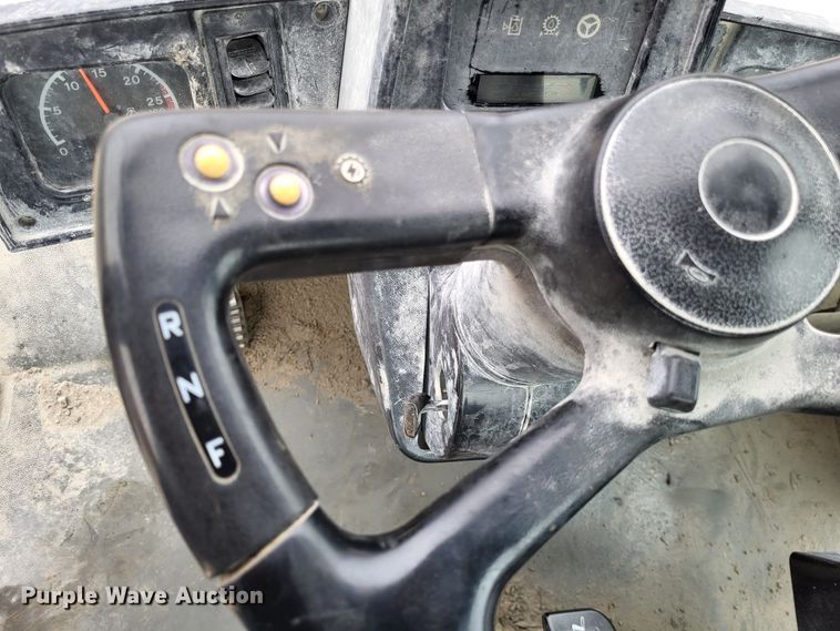 image for item DO3551 1996 Caterpillar 980G  wheel loader