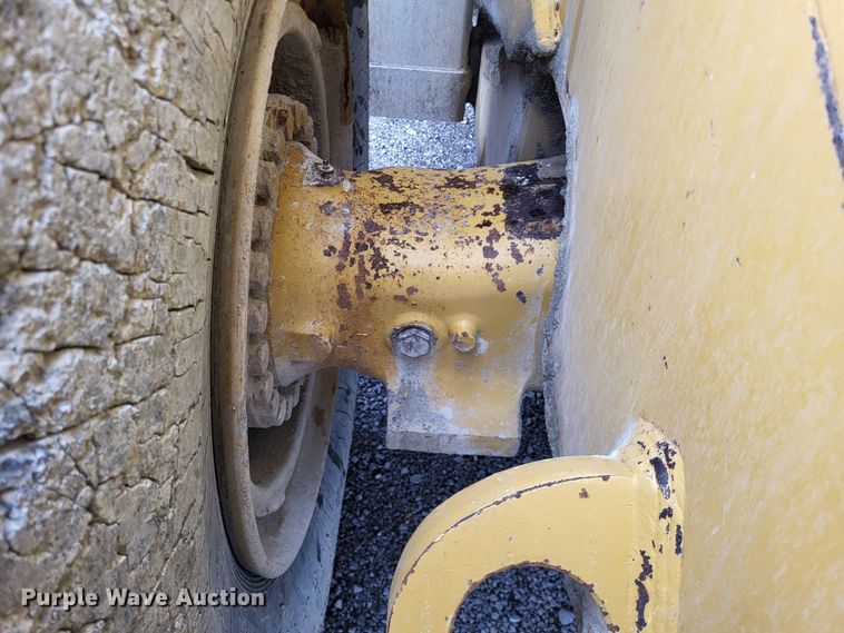image for item DO3551 1996 Caterpillar 980G  wheel loader