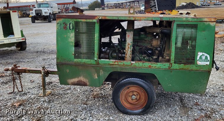 image for item DO3553 Sullair 185DPQ-JDD  air compressor