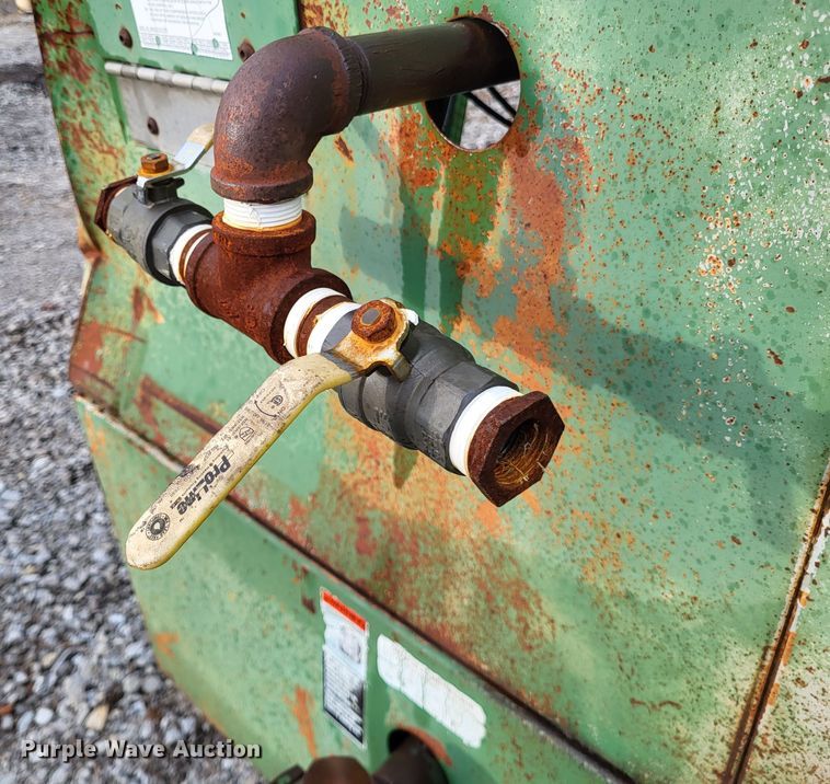 image for item DO3553 Sullair 185DPQ-JDD  air compressor