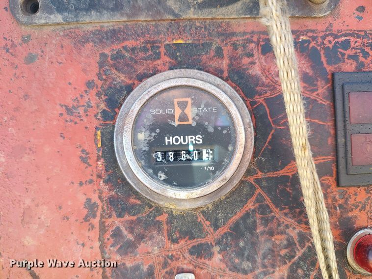 image for item DO3731 1999 Ditch Witch JT520  directional boring unit