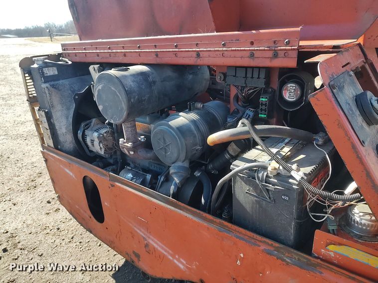 image for item DO3731 1999 Ditch Witch JT520  directional boring unit