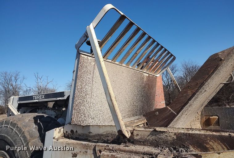 image for item DO3752 2001 Terex TS14G  conventional scraper