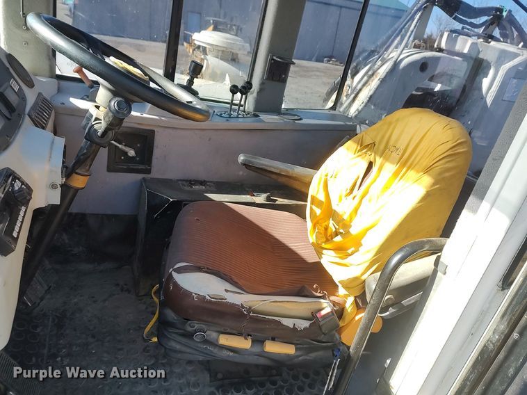 image for item DO3752 2001 Terex TS14G  conventional scraper