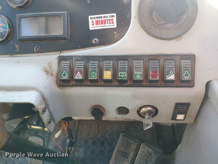 image for item DO3752 2001 Terex TS14G  conventional scraper