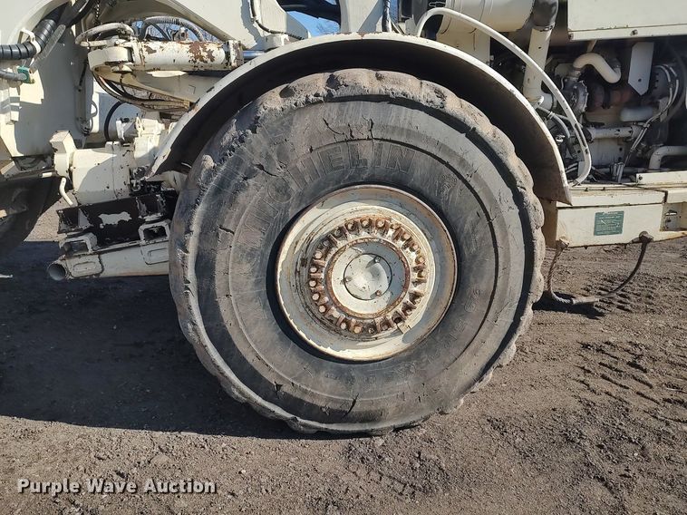 image for item DO3752 2001 Terex TS14G  conventional scraper