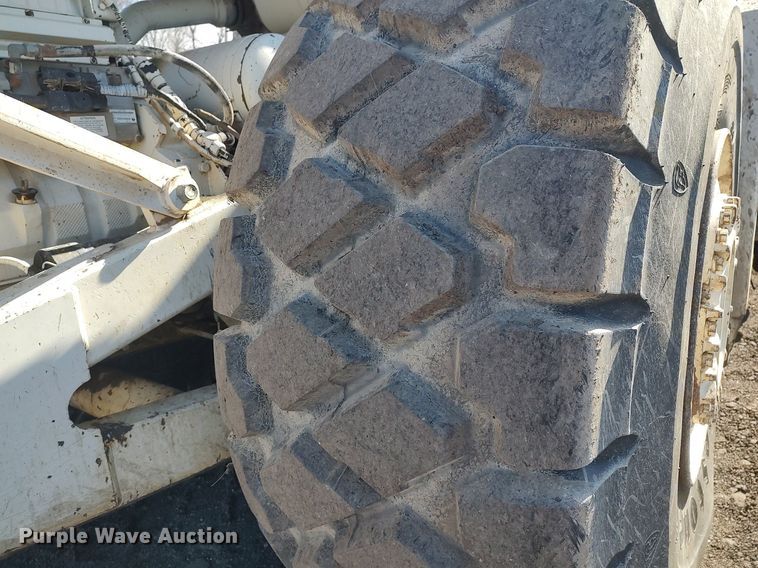 image for item DO3752 2001 Terex TS14G  conventional scraper