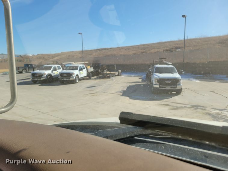 image for item DO4170 2002 Mack CV713 Granite  dump truck