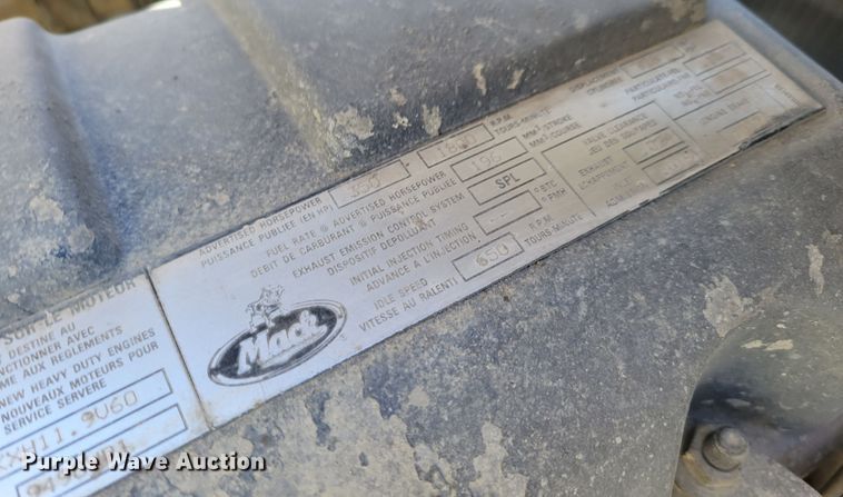 image for item DO4170 2002 Mack CV713 Granite  dump truck