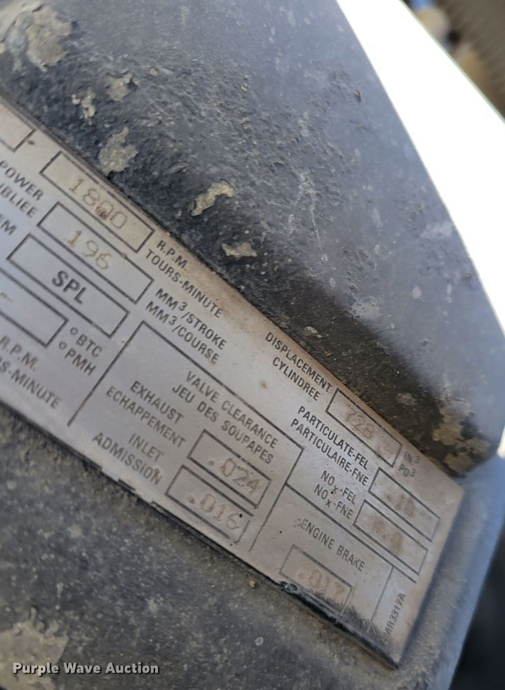 image for item DO4170 2002 Mack CV713 Granite  dump truck