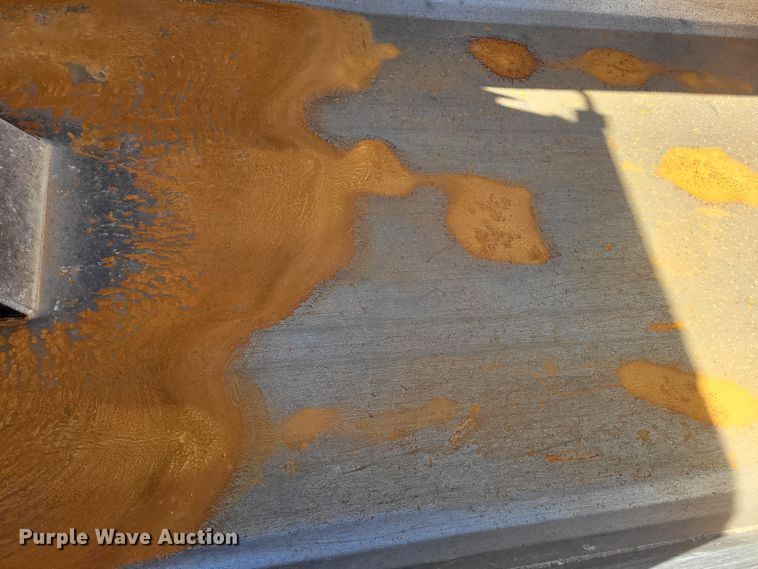 image for item DO4170 2002 Mack CV713 Granite  dump truck