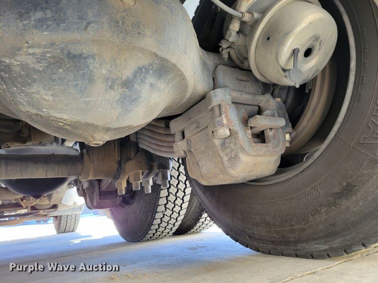 image for item DO4170 2002 Mack CV713 Granite  dump truck